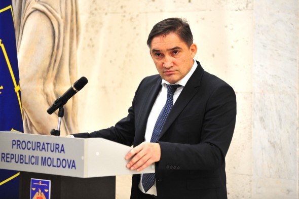 Cazul Stoianoglo. Este posibilă reformarea justiției moldovenești cu mănuși de catifea?